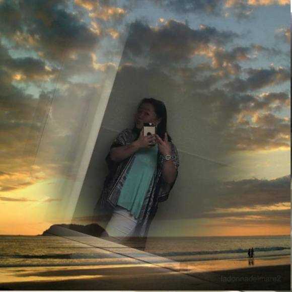 Meet your Posher, Lauren - Picture 1 of 1